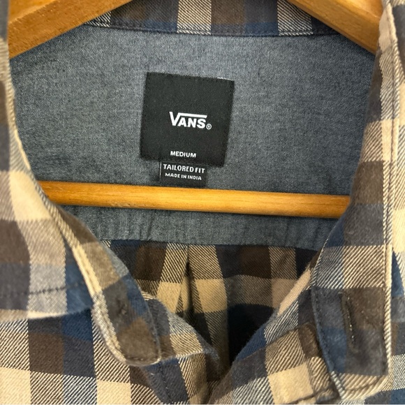Vans Button Shirt Flannel Mens Medium Tailored Fit Plaid Blue Brown - Picture 2 of 7